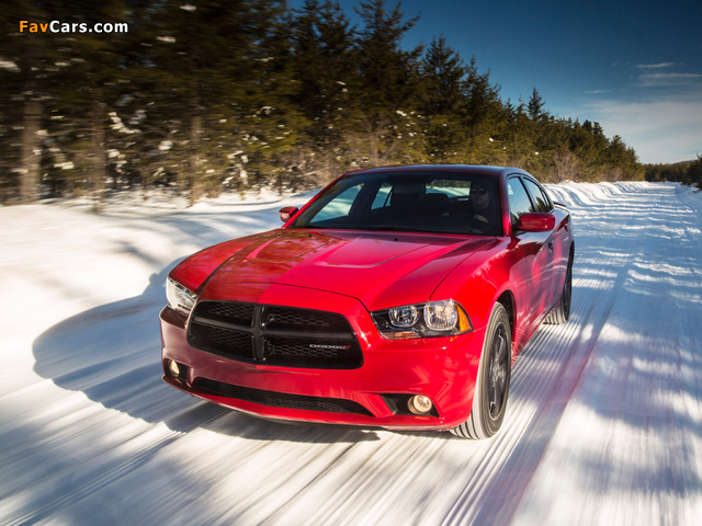 Dodge Charger AWD Sport 2013 pictures (640 x 480)