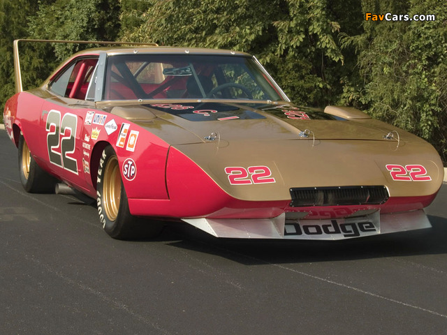 Images of Dodge Charger Daytona NASCAR Race Car 1969 (640 x 480)