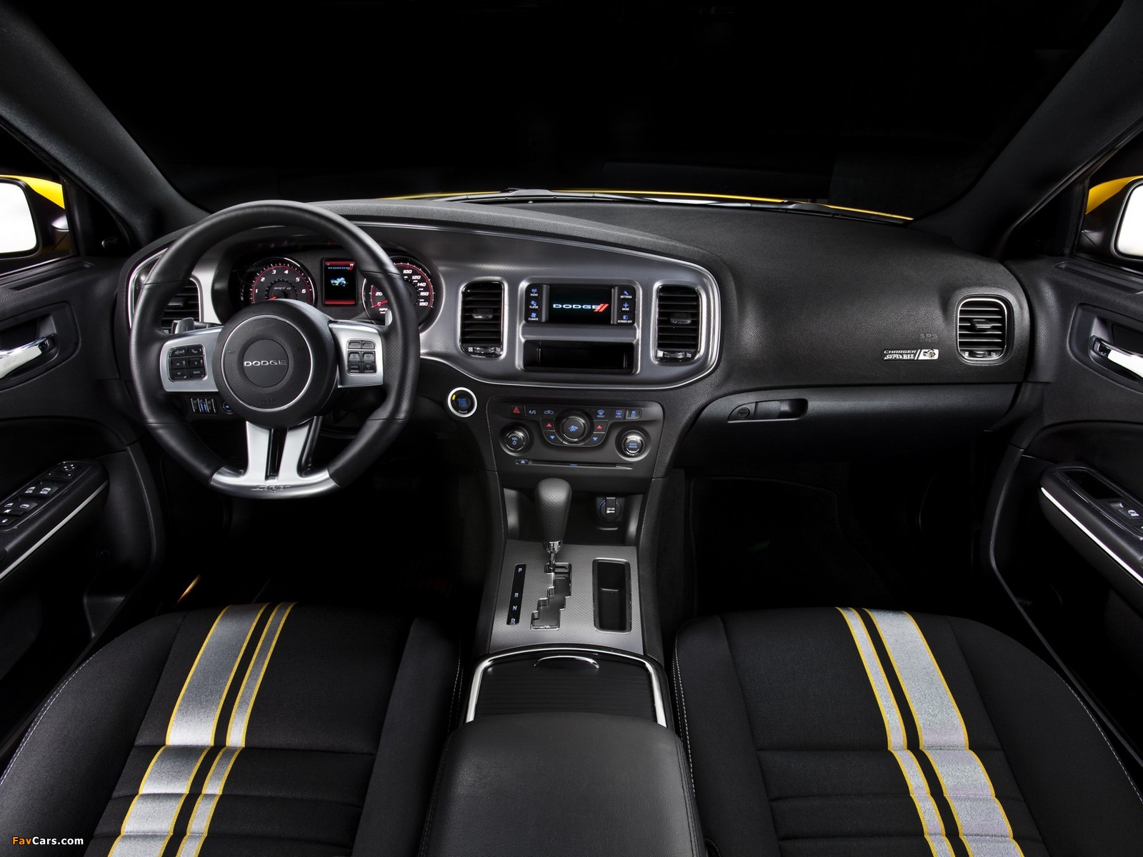 Images of Dodge Charger SRT8 Super Bee 2012 (1600 x 1200)