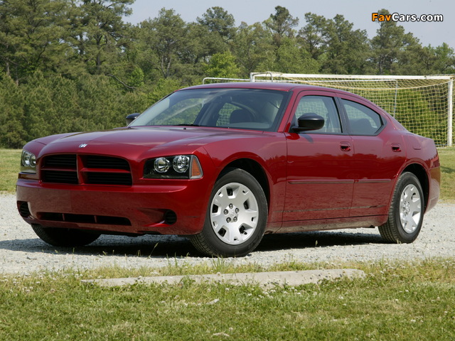 Photos of Dodge Charger 2005–10 (640 x 480)