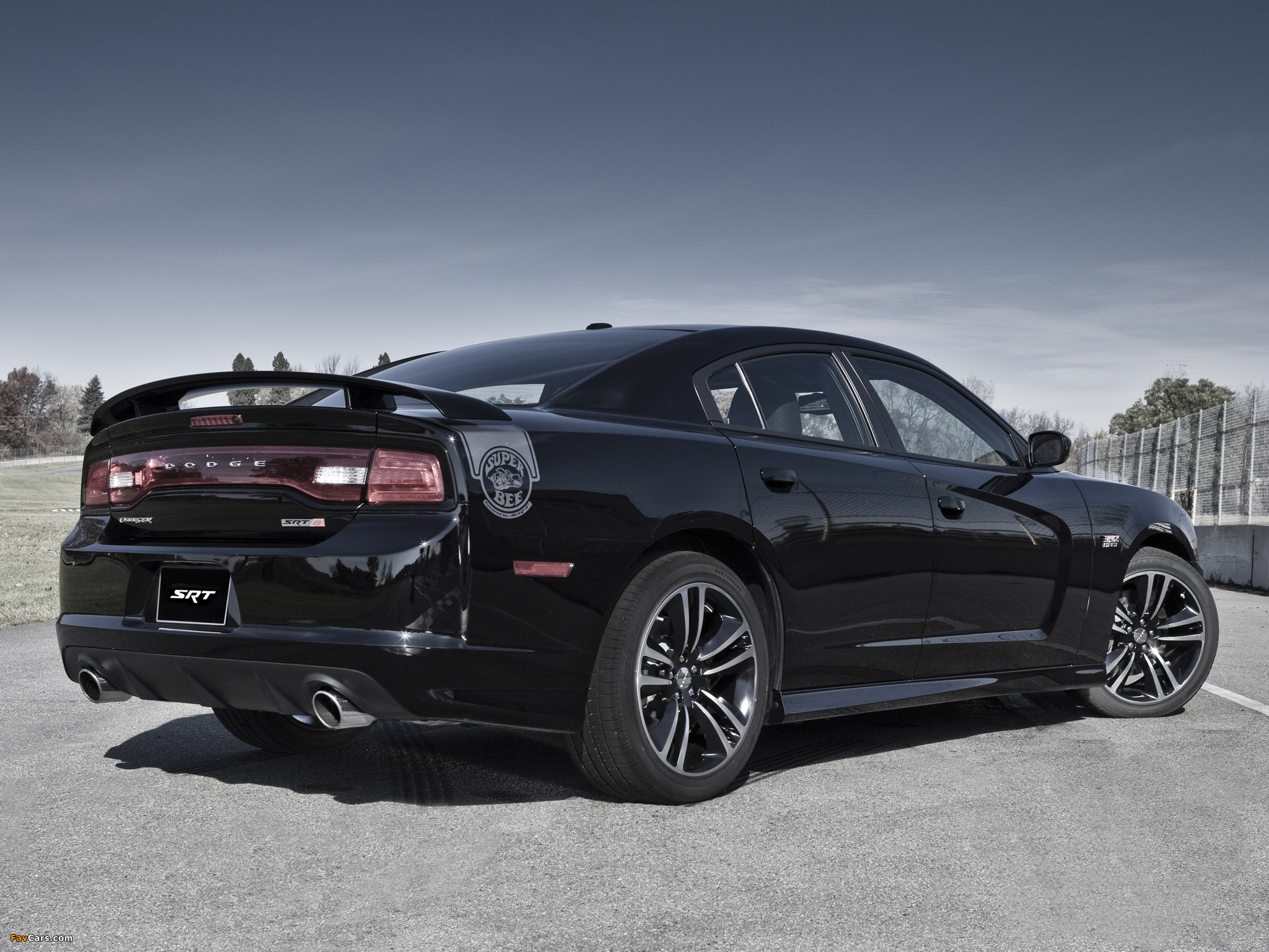 Photos of Dodge Charger SRT8 Super Bee 2012 (2048 x 1536)
