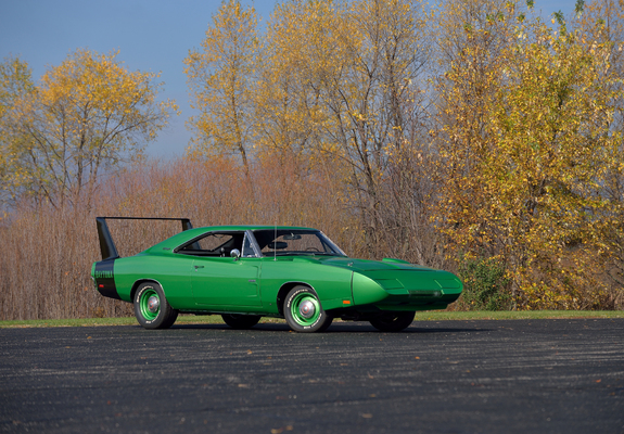 Pictures of Dodge Charger Daytona Hemi 1969