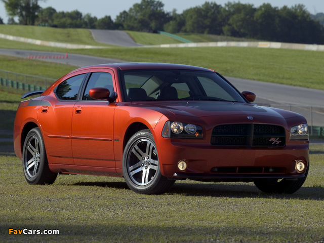 Pictures of Dodge Charger Daytona R/T 2005–10 (640 x 480)