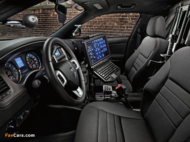 Pictures of Dodge Charger Pursuit 2010 (640 x 480)