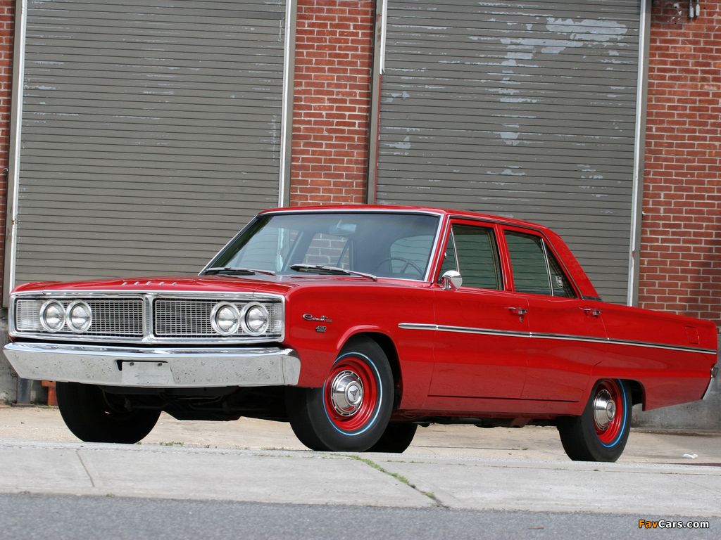 Dodge Coronet Deluxe 426 Hemi 4-door Sedan 1966 photos (1024 x 768)