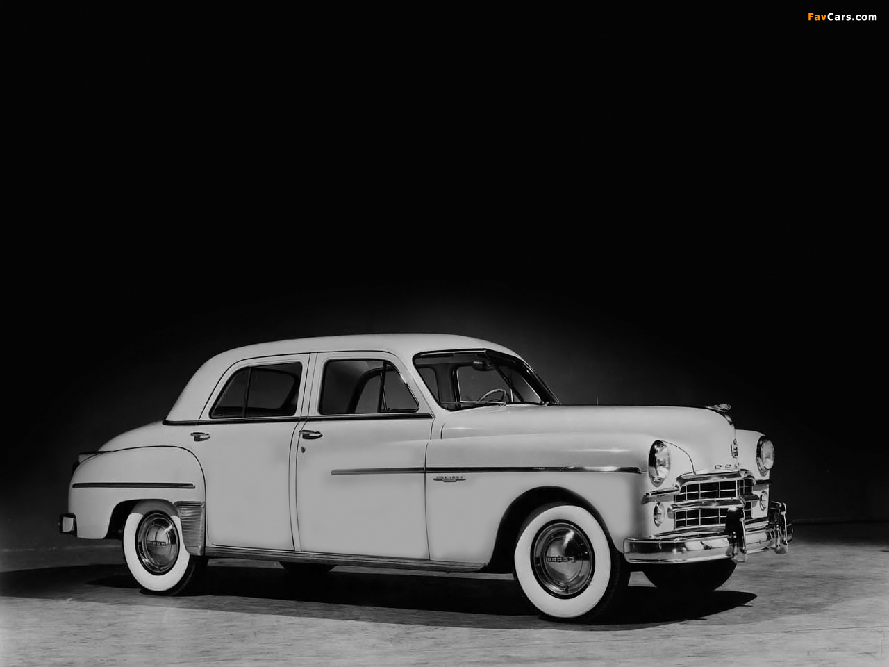 Images of Dodge Coronet Sedan (D30) 1949 (1280 x 960)