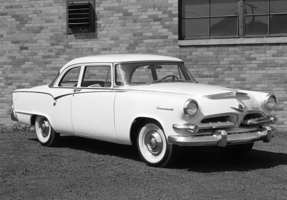 1955 Dodge Coronet 4-door sedan (Brooklin Models) 02.png - Albums des