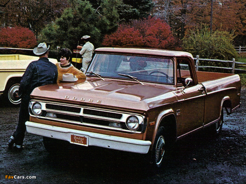 Dodge D100 Sweptline Pickup 1970 photos (800 x 600)