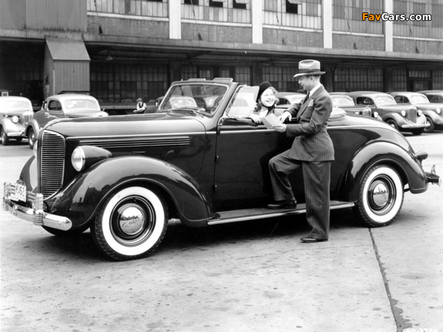 Dodge D8 Convertible 1937–38 photos (640 x 480)