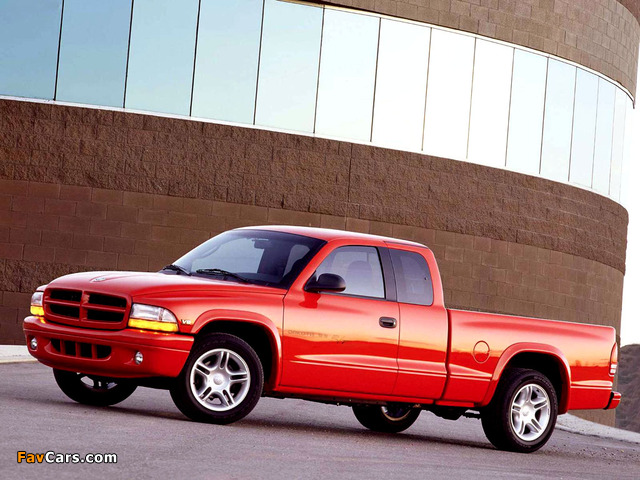 Dodge Dakota R/T Club Cab 1998–2004 pictures (640 x 480)