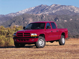 Dodge Dakota Sport Quad Cab 2000–04 wallpapers