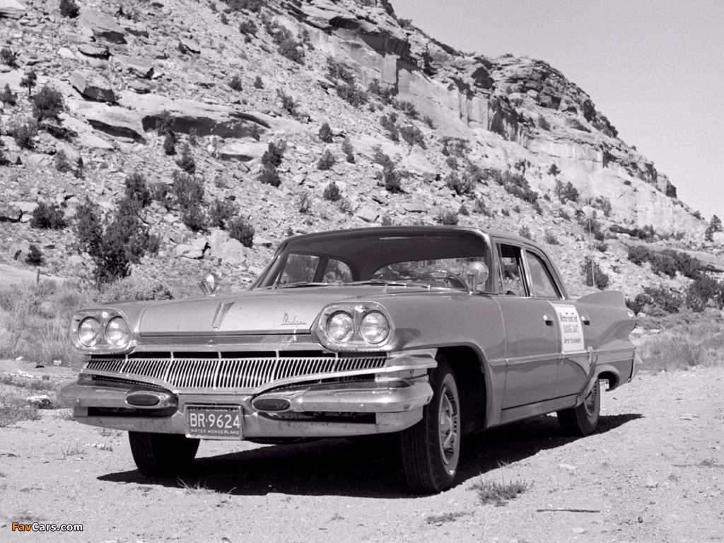 Images of Dodge Dart Phoenix Sedan (H41) 1960 (1024 x 768)
