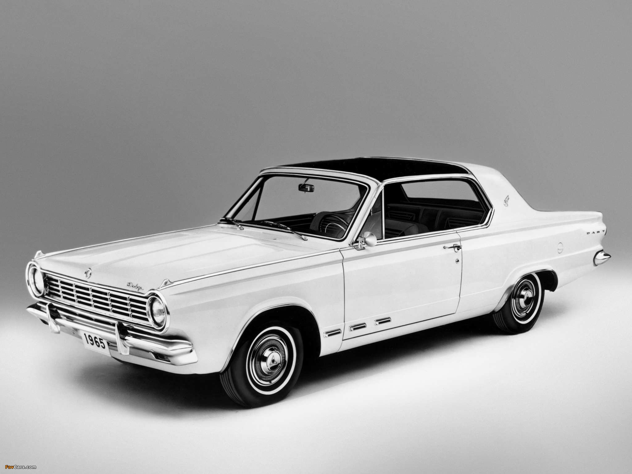 Images of Dodge Dart GT Hardtop Coupe (L42) 1965 (2048 x 1536)