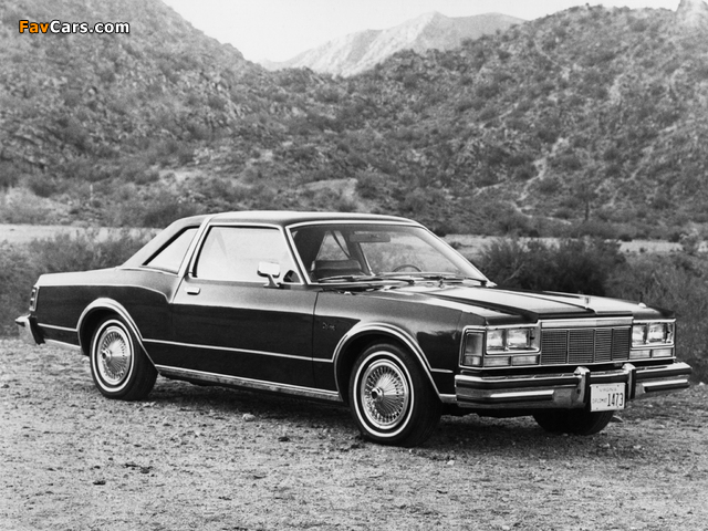 Images of Dodge Diplomat Medallion Coupe (GP22) 1977 (640 x 480)
