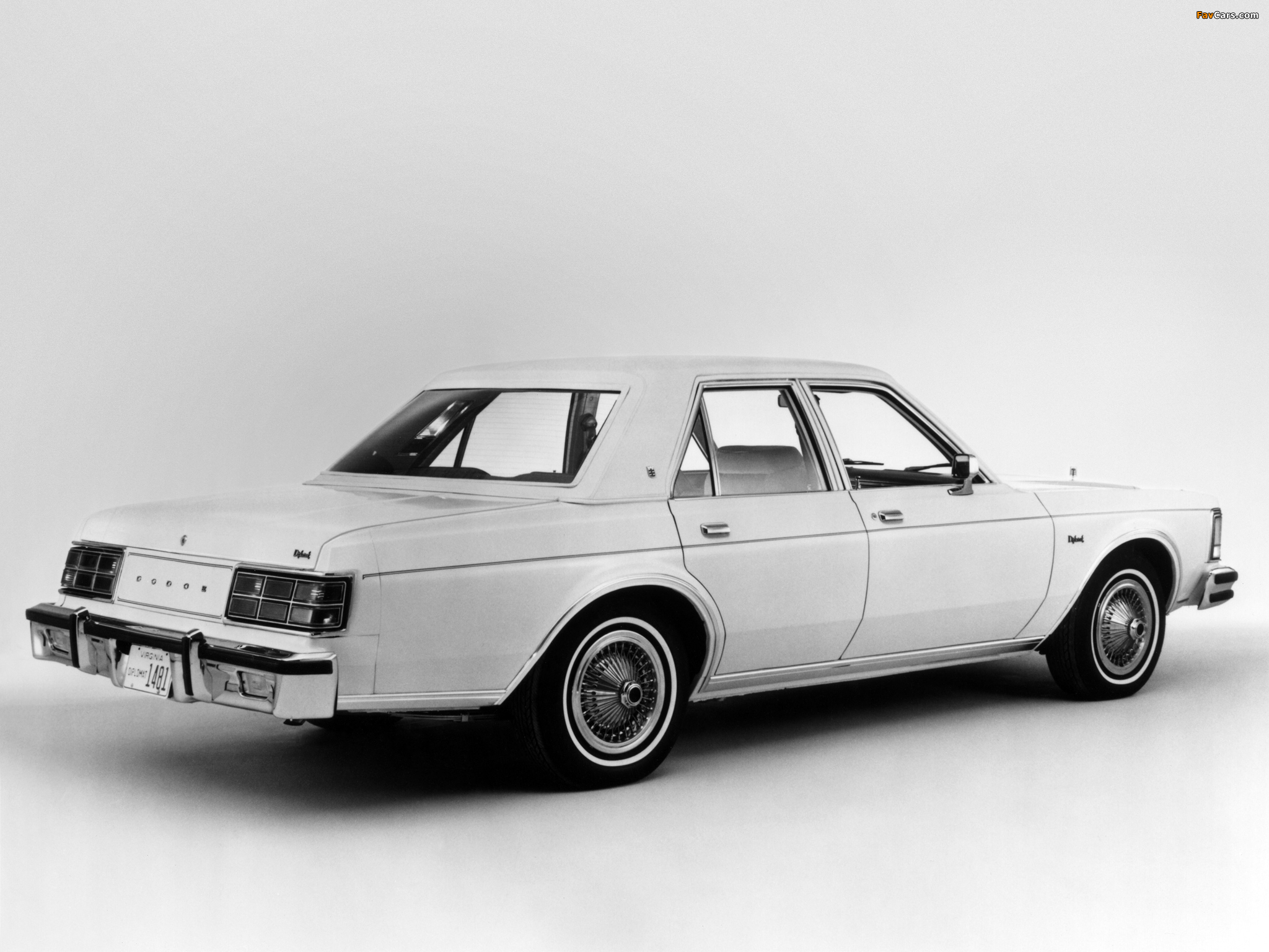 Images of Dodge Diplomat Sedan (GH41) 1977 (2048 x 1536)