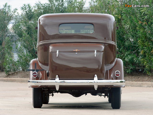 Dodge DP 4-door Salon Brougham 1933 pictures (640 x 480)