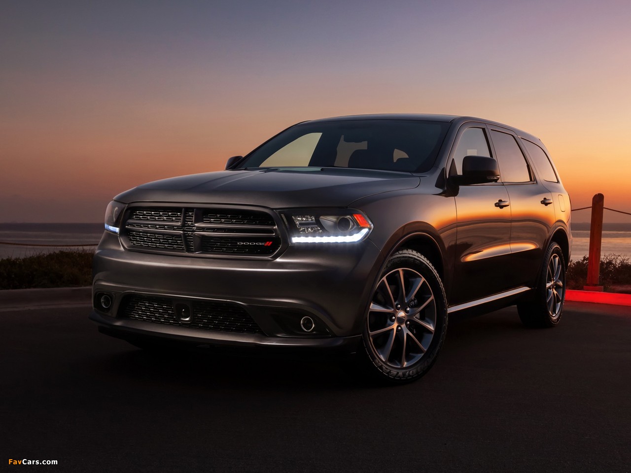 Dodge Durango R/T 2013 wallpapers (1280 x 960)