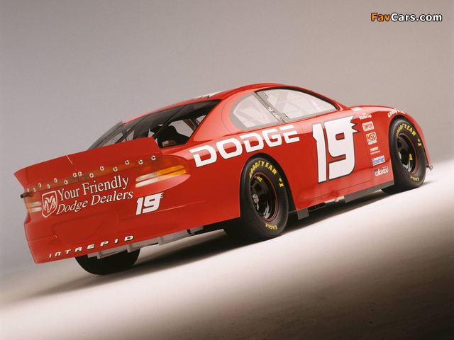 Dodge Intrepid R/T NASCAR 2000–04 photos (640 x 480)