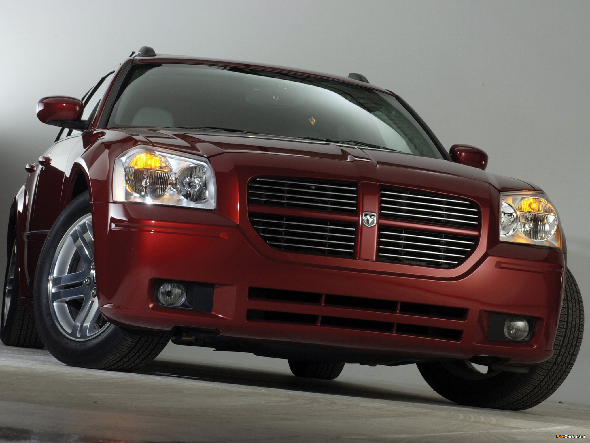 Dodge Magnum RT 2005–07 photos (2048 x 1536)