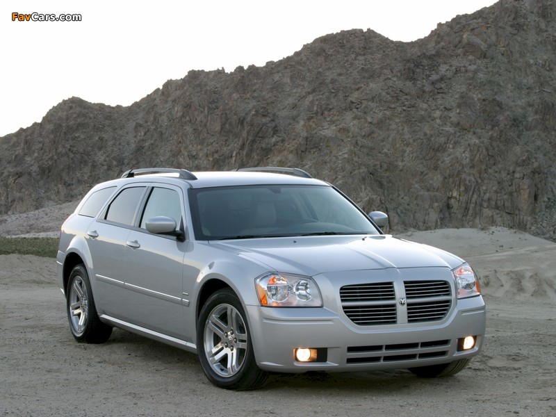 Dodge Magnum RT 2005–07 pictures (800 x 600)