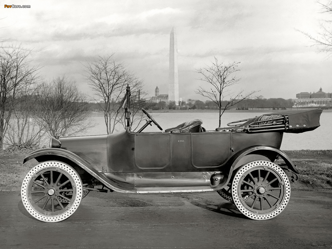 Images of Dodge Model 30 Touring 1917–21 (1280 x 960)