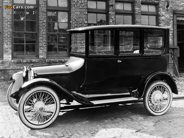 Dodge Model 30 Central Door Sedan 1917 wallpapers (640 x 480)