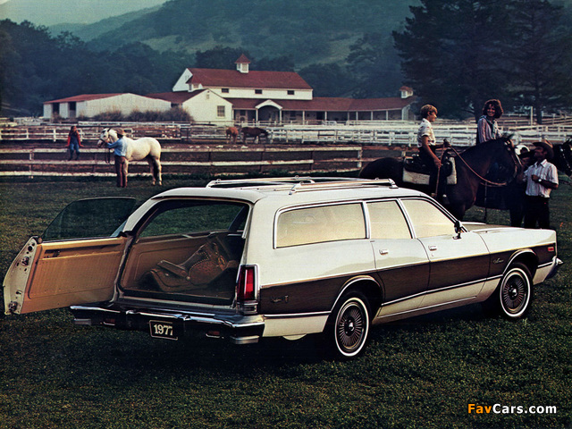 Images of Dodge Monaco Crestwood Wagon 1977 (640 x 480)