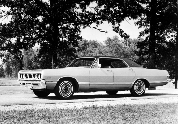 Pictures of Dodge Monaco 4-door Hardtop 1969