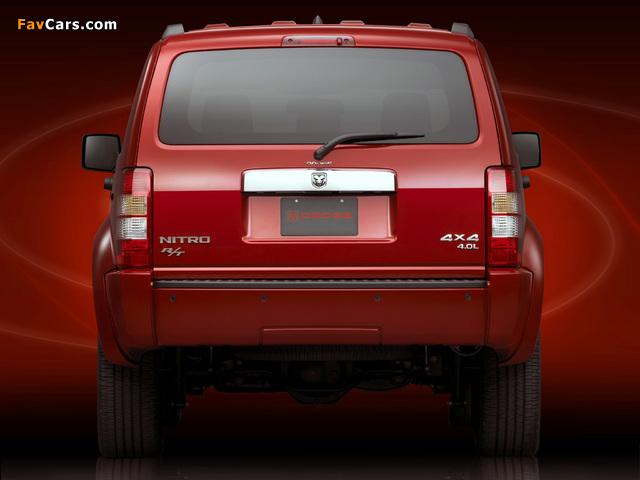 Dodge Nitro R/T 2006–09 wallpapers (640 x 480)