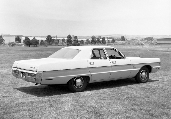 Dodge Phoenix Sedan (DG) 1971–73 images