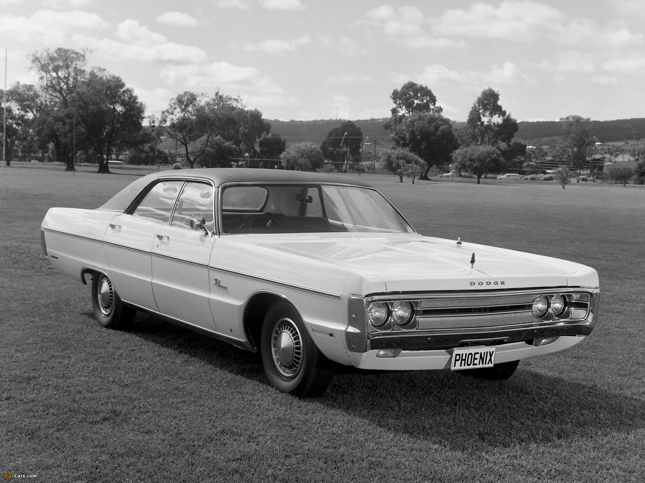 Pictures of Dodge Phoenix Hardtop (DG) 1971–73 (2048 x 1536)