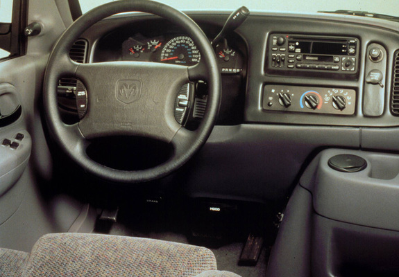 Dodge Ram Van 1994–2003 images
