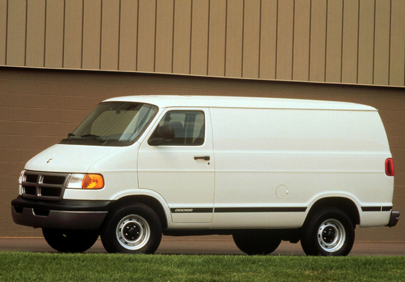 Photos of Dodge Ram Van 1994–2003
