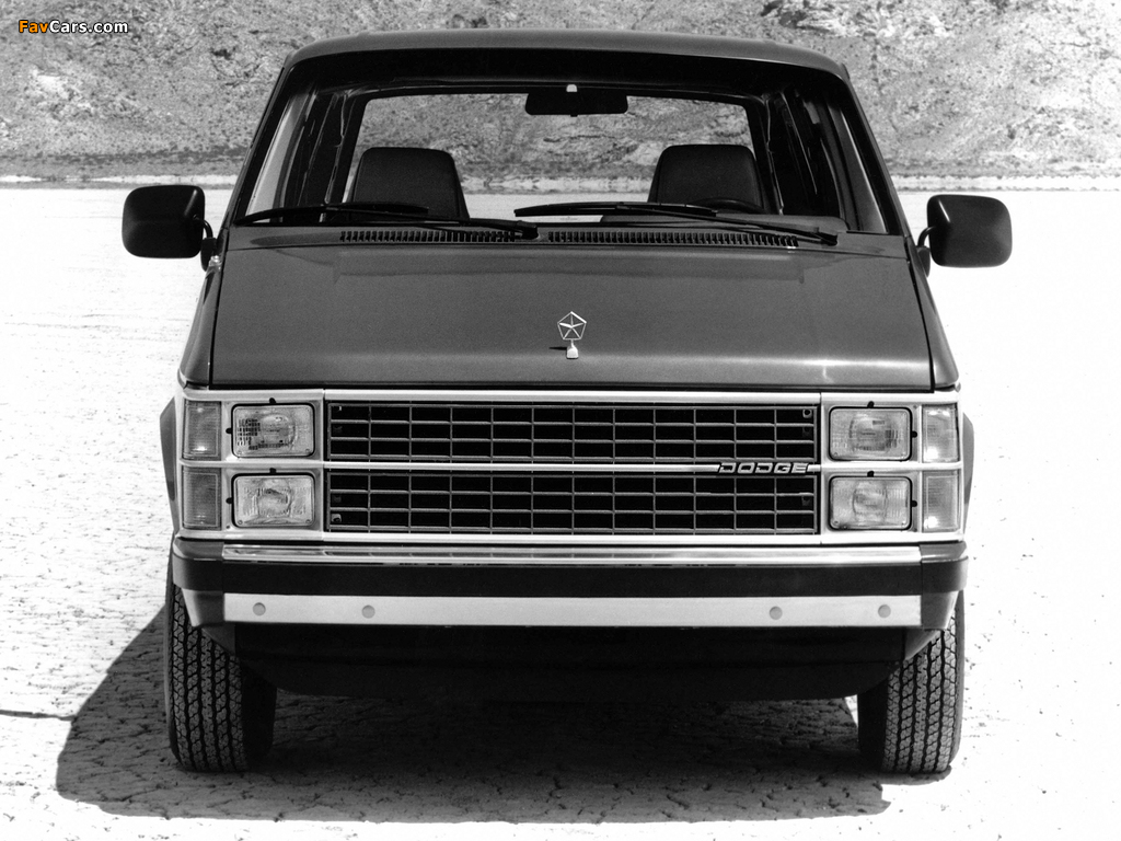 Pictures of Dodge Mini Ram Van 1984–88 (1024 x 768)