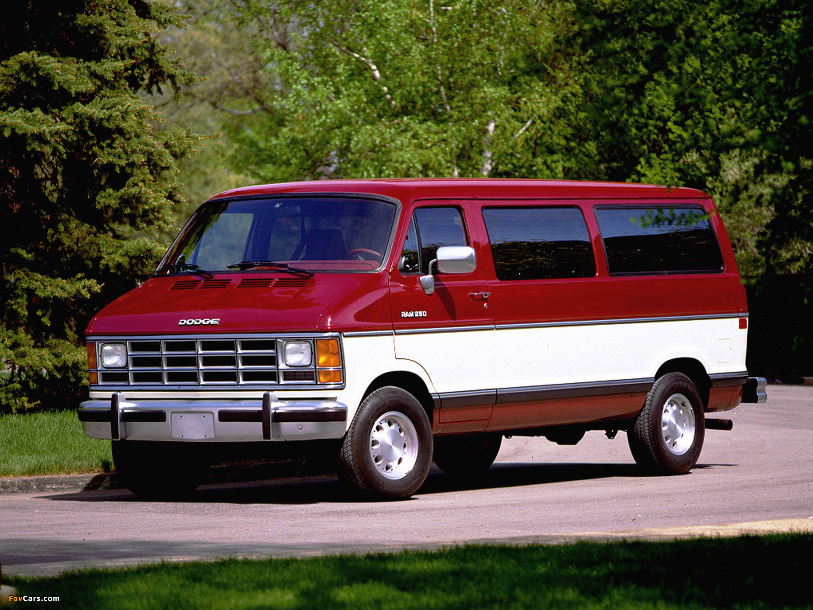 Dodge Ram Wagon 1986–93 wallpapers (1600 x 1200)