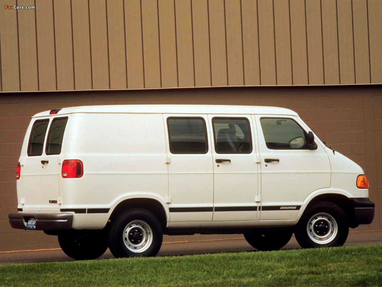 Dodge Ram Van 1994–2003 wallpapers (1280 x 960)