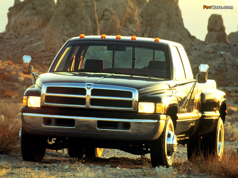 Dodge Ram 3500 Club Cab 1994–2002 images (800 x 600)