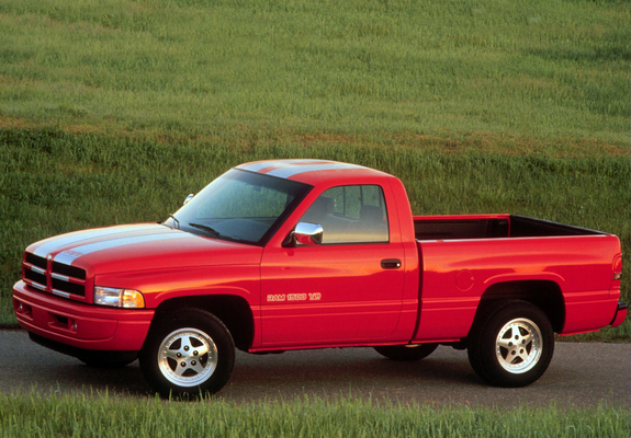 Dodge Ram 1500 SST Regular Cab 1999–2001 photos