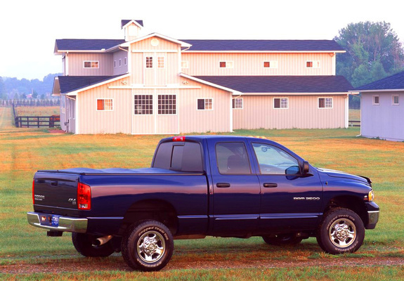 Dodge Ram 3500 Chassis Quad Cab 2003–06 photos