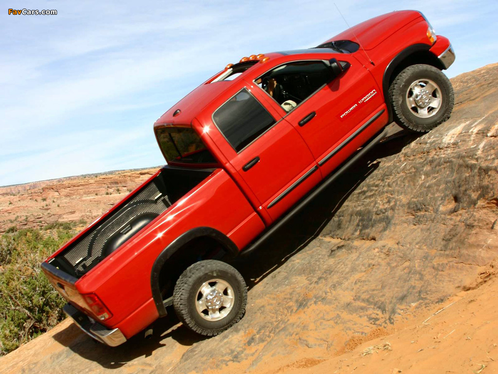 Dodge Ram Power Wagon Quad Cab 2005–08 photos (1024 x 768)