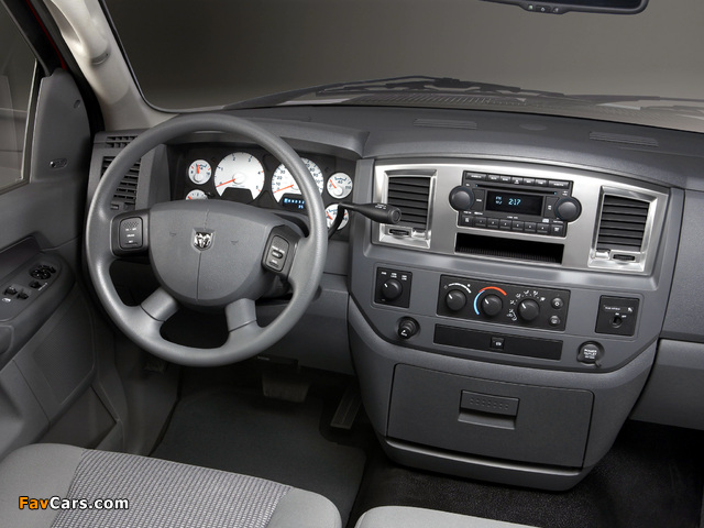 Dodge Ram 3500 Chassis Regular Cab 2006–09 photos (640 x 480)