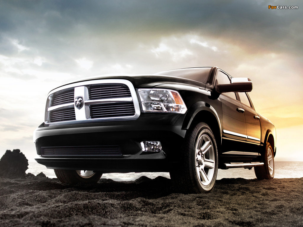 Ram 1500 Laramie Limited Crew Cab 2012 wallpapers (1024 x 768)