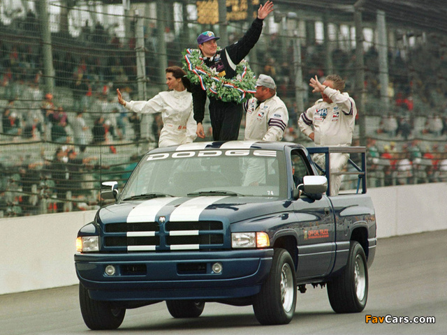 Images of Dodge Ram Indy 500 Pace Truck 1996 (640 x 480)
