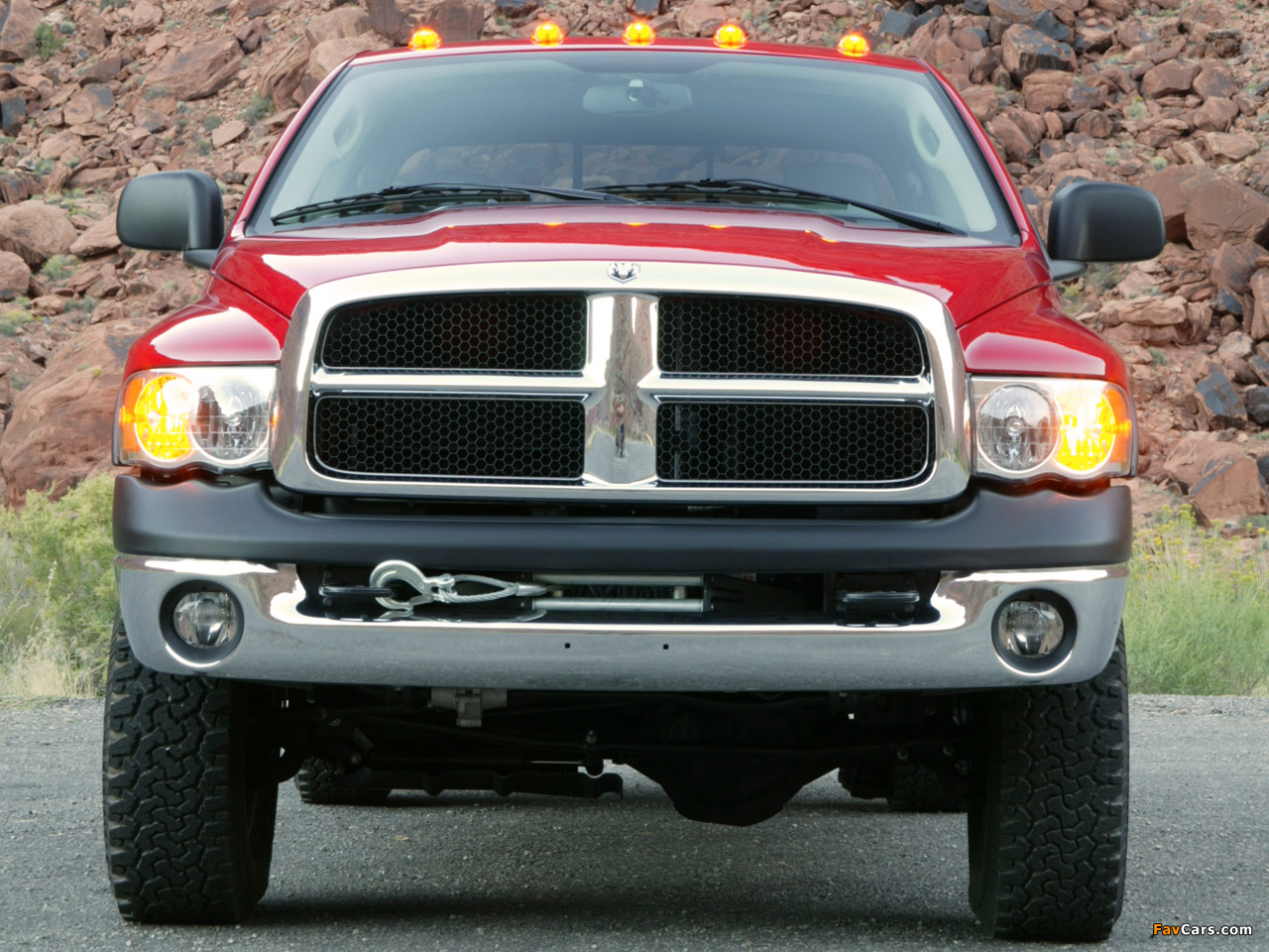 Images of Dodge Ram Power Wagon Quad Cab 2005–08 (1280 x 960)