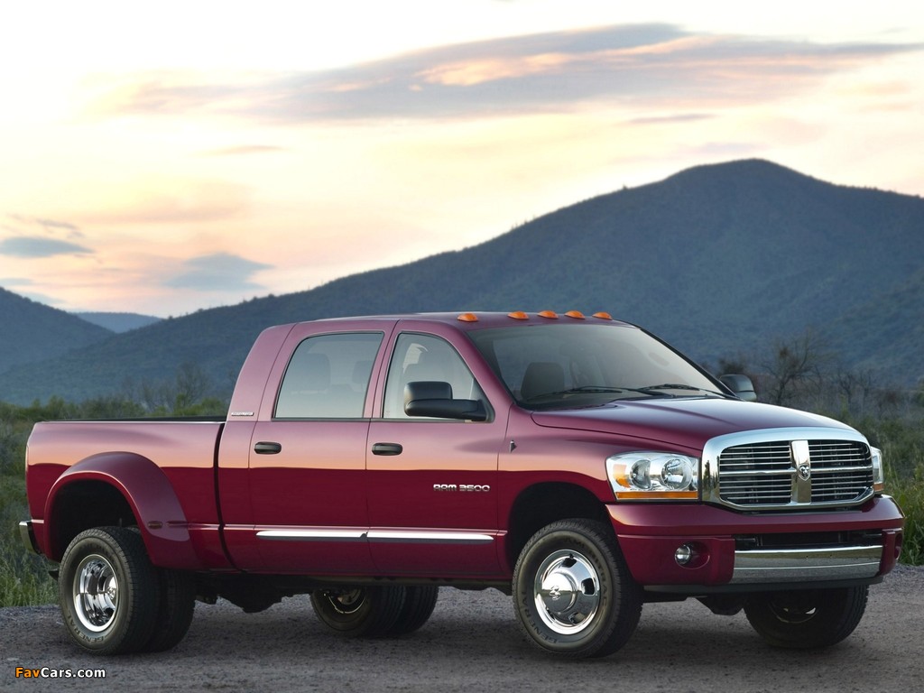 Images of Dodge Ram 3500 Mega Cab 2006–09 (1024 x 768)