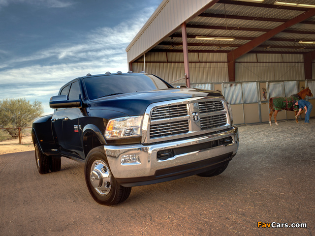 Images of Ram 3500 Heavy Duty Crew Cab 2009 (640 x 480)