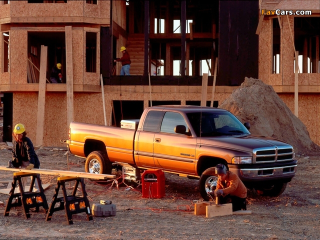 Photos of Dodge Ram 2500 Club Cab 1994–2002 (640 x 480)
