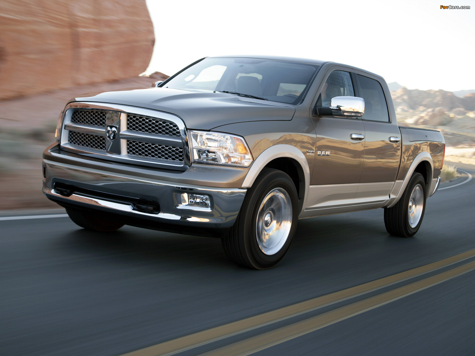 Photos of Ram 1500 Laramie Crew Cab 2008 (1600 x 1200)