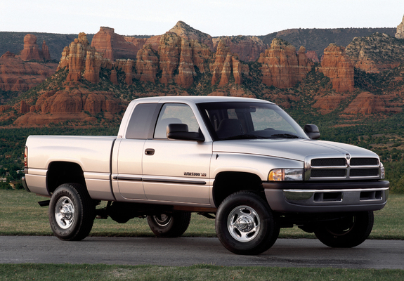 Pictures of Dodge Ram 2500 Club Cab 1994–2002