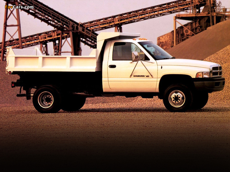 Pictures of Dodge Ram 3500 Chassis Cab 1994–2002 (800 x 600)